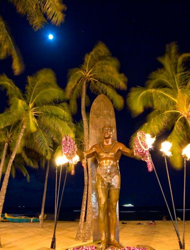 Duke Kahanamoku Statue in Honolulu